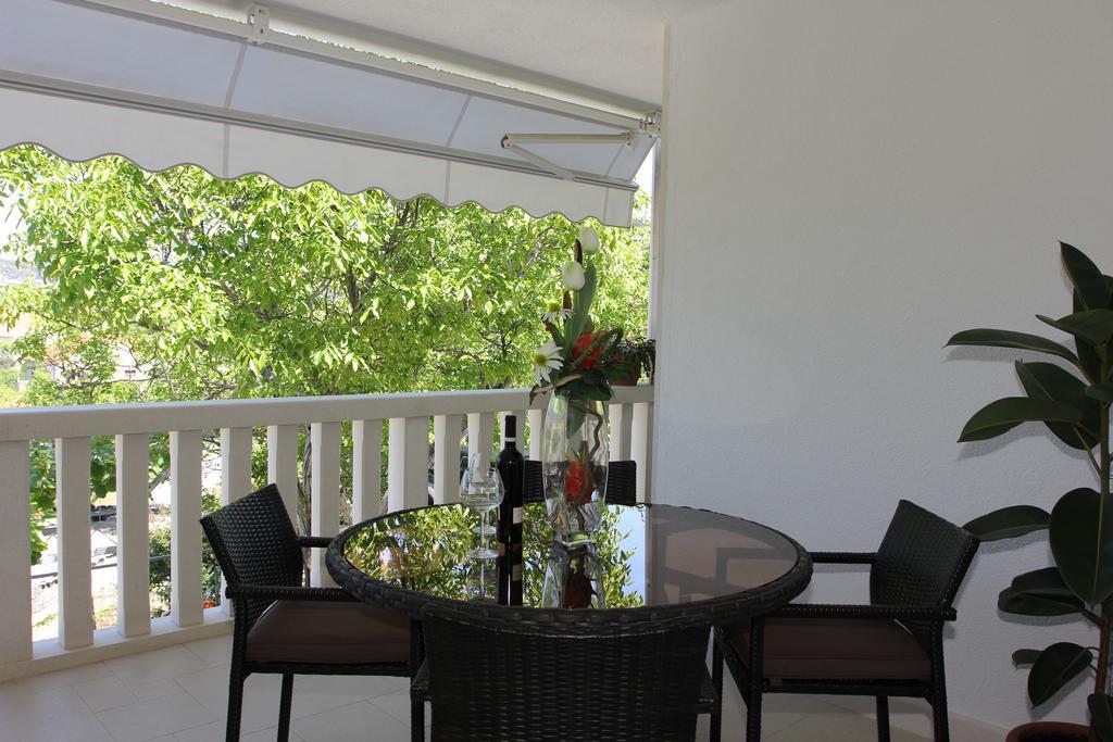 Holiday House Pine Tree Nerezisca Экстерьер фото