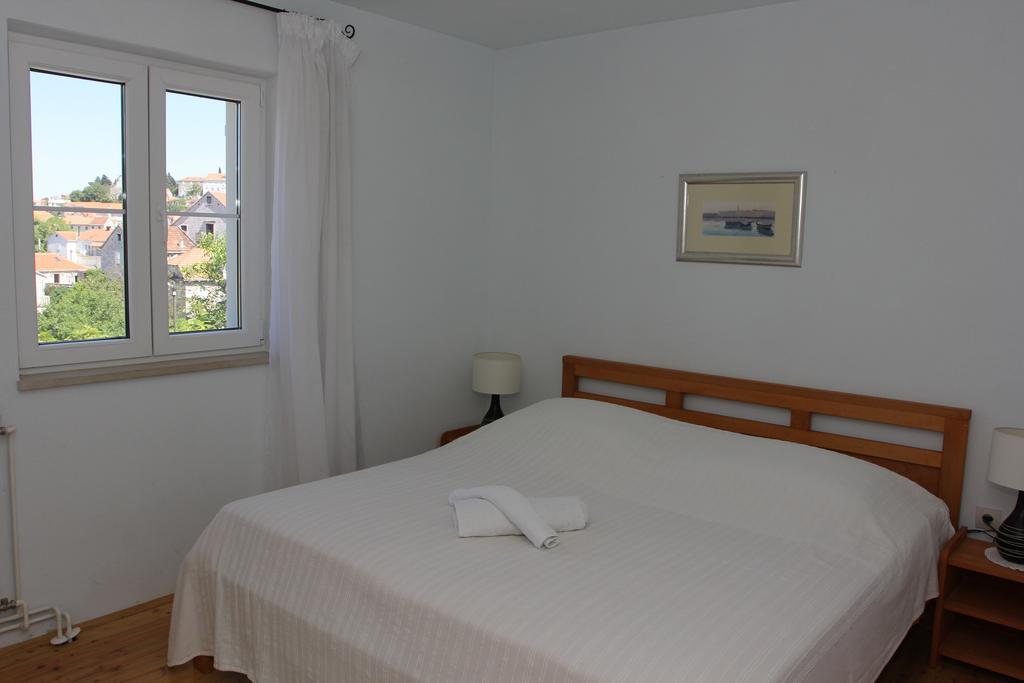 Holiday House Pine Tree Nerezisca Экстерьер фото